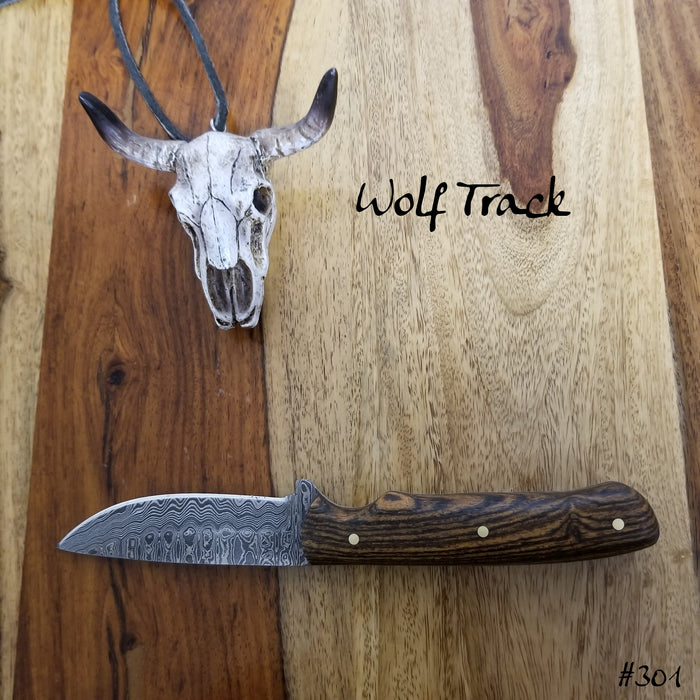 Wolf Track Damascus Knife - WT301