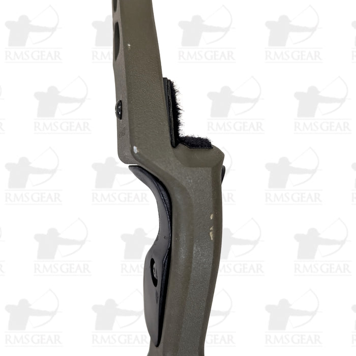 Hoyt Satori Riser w/ Uukha Limbs- 38@28 - 68" - HS3868GM